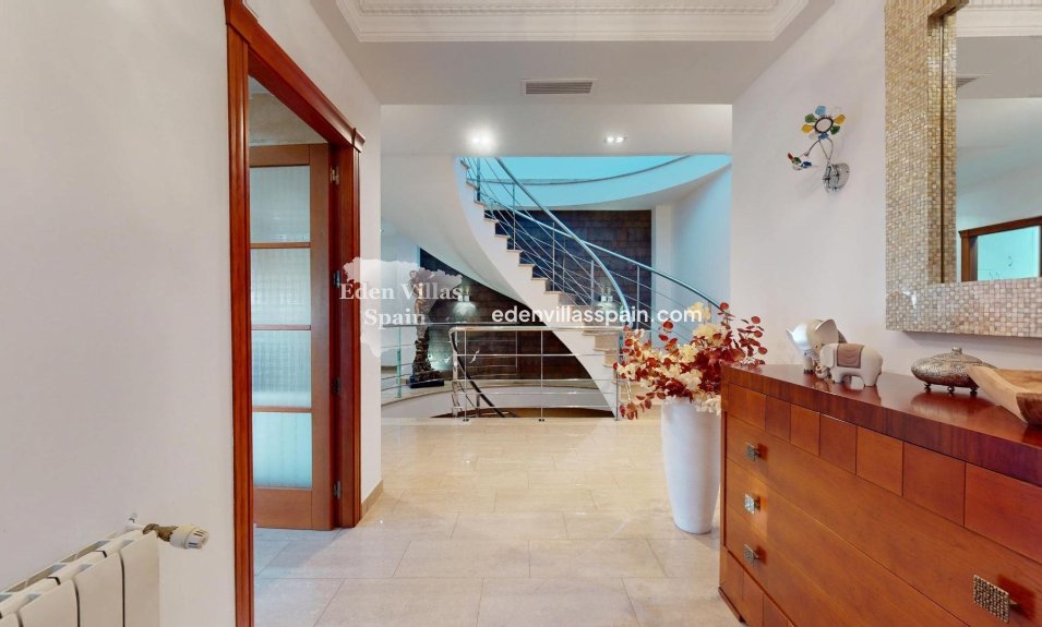 Segunda Mano - Casa de campo - Elche