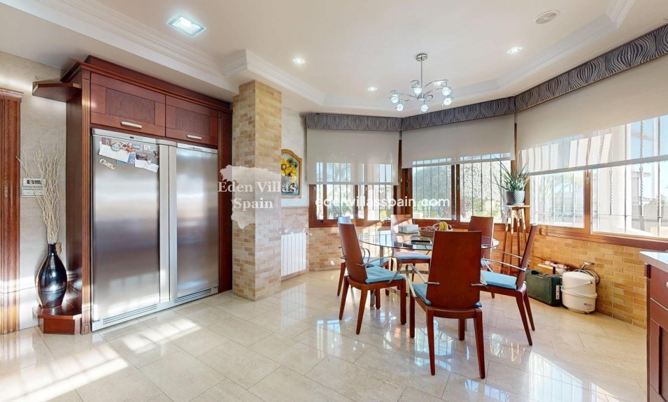 Segunda Mano - Casa de campo - Elche