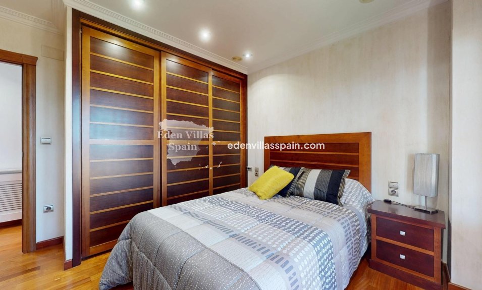 Segunda Mano - Casa de campo - Elche