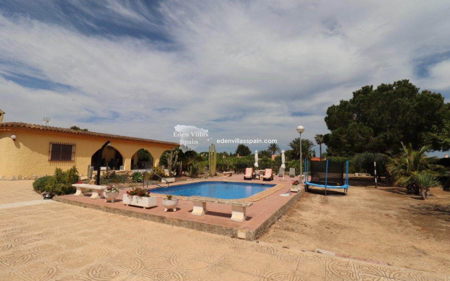 Segunda Mano - Casa de campo - Santa Pola