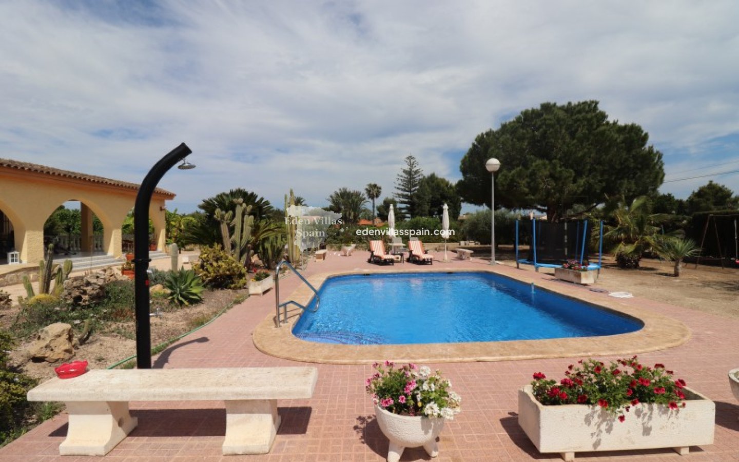 Segunda Mano - Casa de campo - Santa Pola
