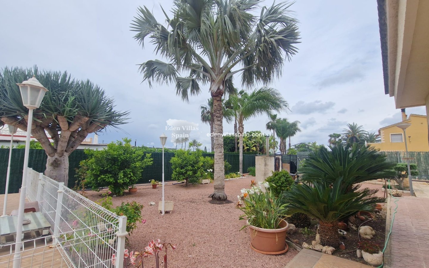 Segunda Mano - Casa de campo - Santa Pola