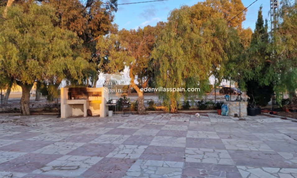 Segunda Mano - Casa de campo - Torrellano