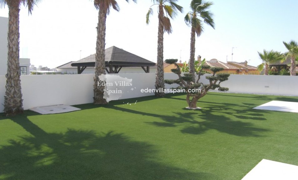 Segunda Mano - Villa costera - La Marina