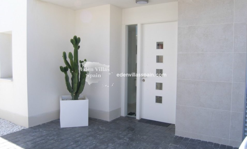 Segunda Mano - Villa costera - La Marina