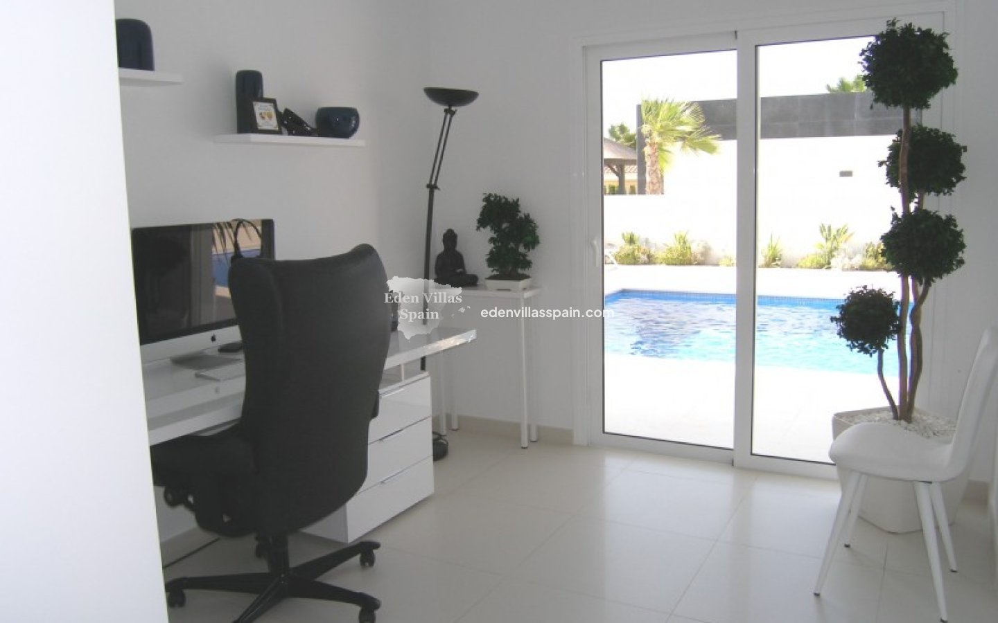 Segunda Mano - Villa costera - La Marina
