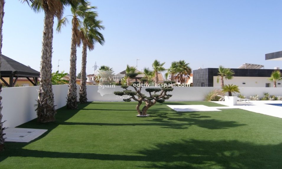 Segunda Mano - Villa costera - La Marina