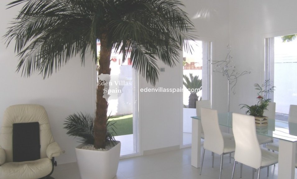 Segunda Mano - Villa costera - La Marina