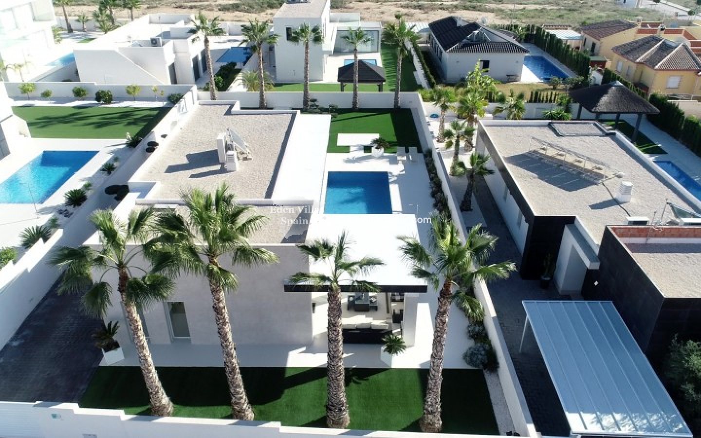 Segunda Mano - Villa costera - La Marina