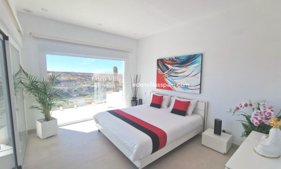 Segunda Mano - Villa costera - La Marina