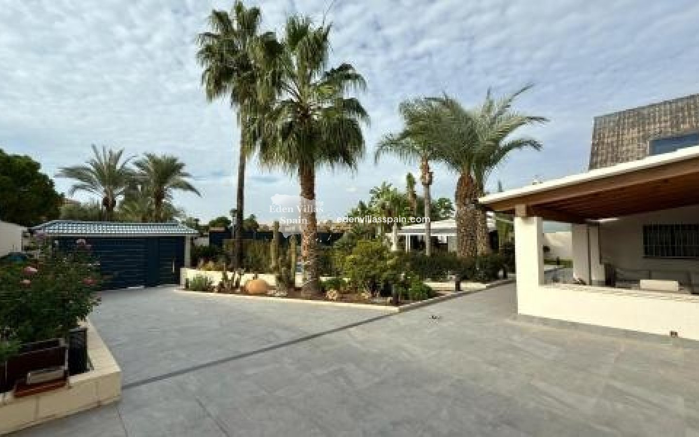 Segunda Mano - Villa costera - San Juan