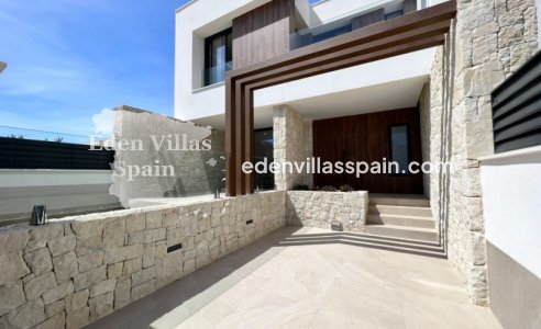 Villa a estrenar - Obra Nueva - Dolores - Dolores