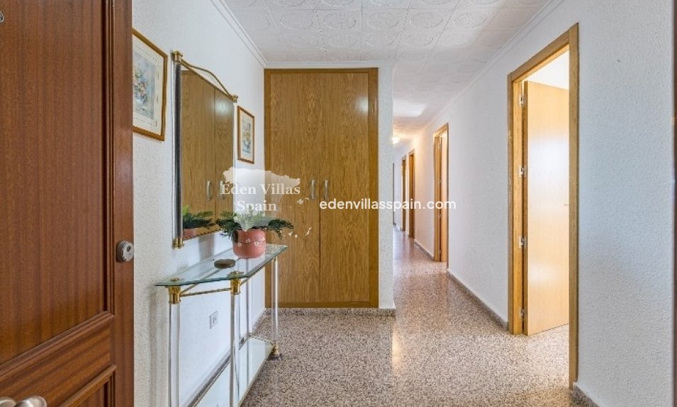 Wederverkoop - Appartement met zeezicht - La Mata