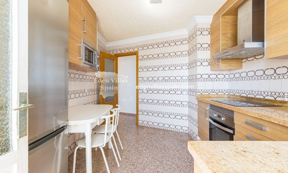 Wederverkoop - Appartement met zeezicht - La Mata