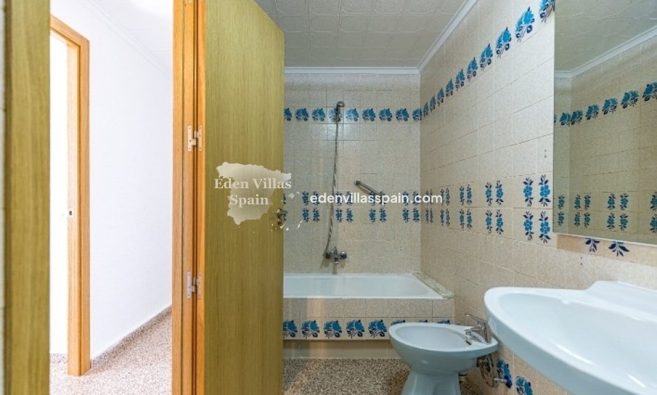Wederverkoop - Appartement met zeezicht - La Mata