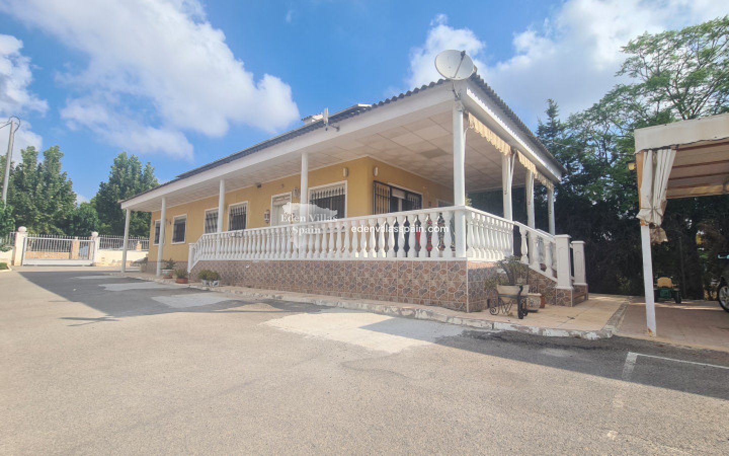 Wederverkoop - Landhuis - Dolores