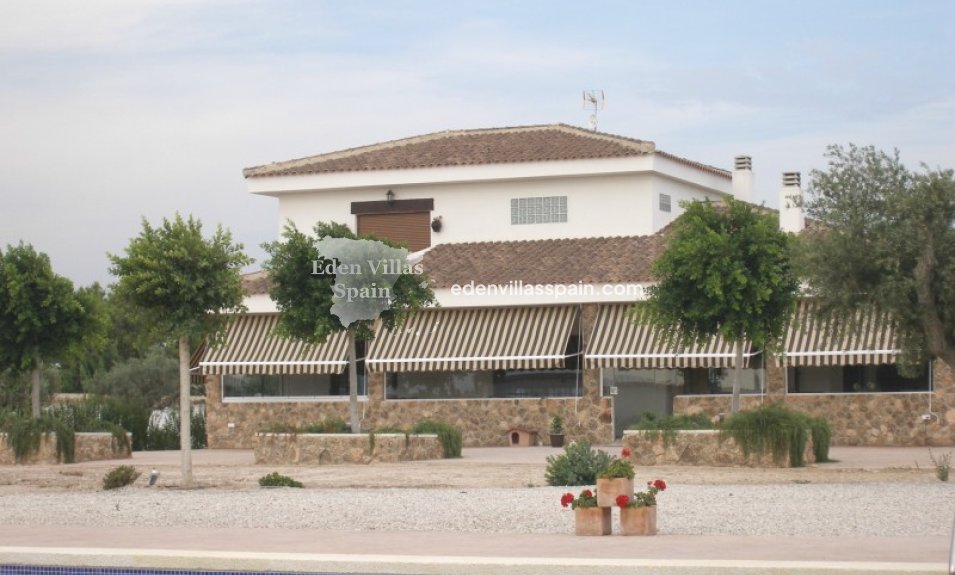 Wederverkoop - Landhuis - Dolores