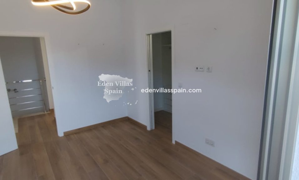 Wederverkoop - Urbanisatie vrijstaande villa - Cox