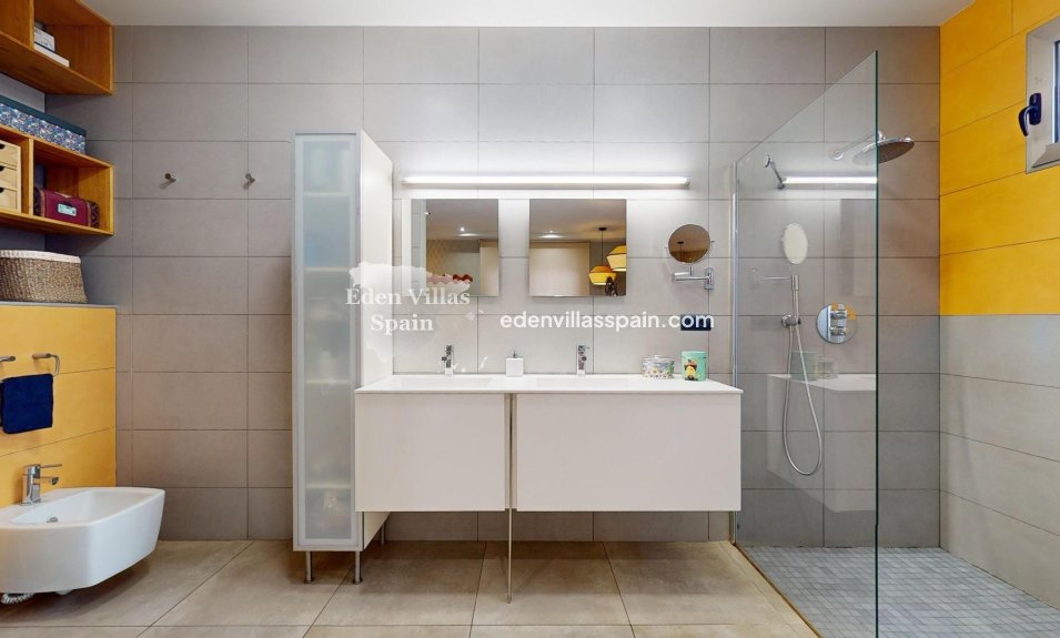 Wederverkoop - Urbanisatie vrijstaande villa - Elche