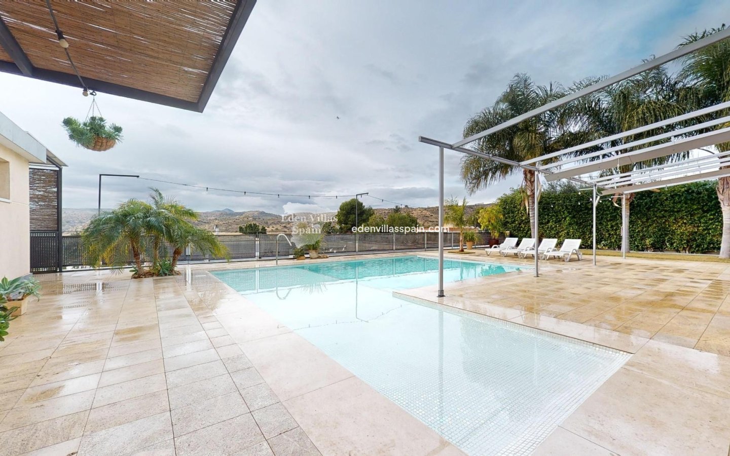 Wederverkoop - Urbanisatie vrijstaande villa - Elche