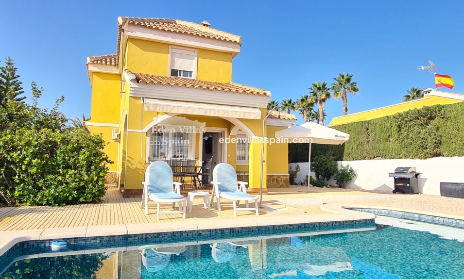 Wederverkoop - Urbanisatie vrijstaande villa - La Marina