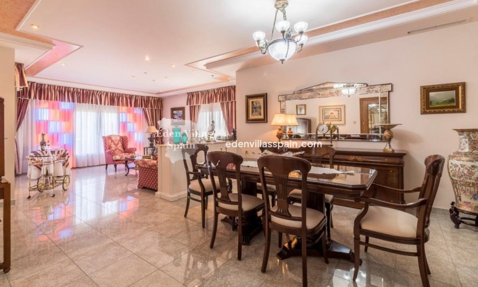 Wederverkoop - Urbanisatie vrijstaande villa - Santa Pola