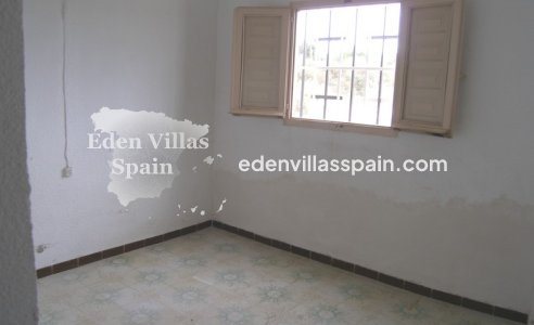 Resale - Country House - Elche