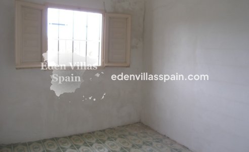 Resale - Country House - Elche