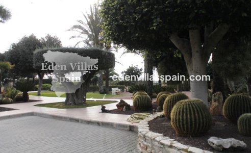 Resale - Country House - Elche