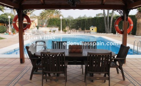 Resale - Country House - Elche