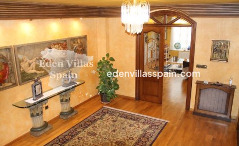 Resale - Country House - Elche