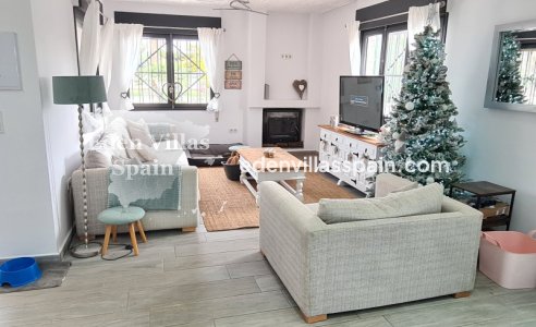 Resale - Coastal Villa - La Marina