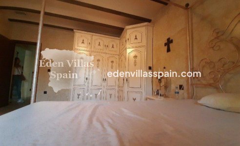 Resale - Country House - Elche