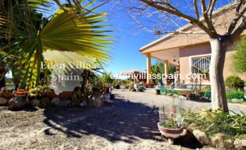 Resale - Country House - Elche