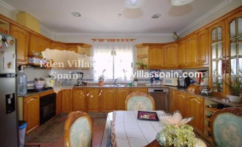 Resale - Country House - Elche