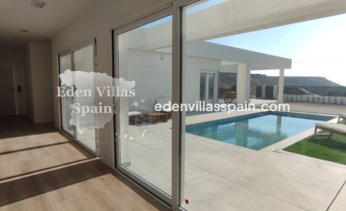 Obra Nueva - Villa a estrenar - Mutxamel