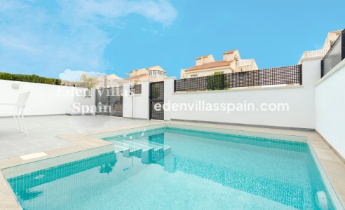 New Construction - Urbanisation detached Villa - Torrevieja