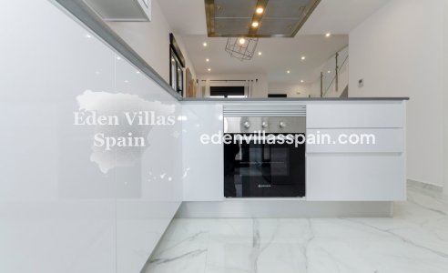 New Construction - Urbanisation detached Villa - Torrevieja