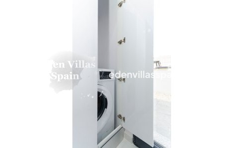 New Construction - Urbanisation detached Villa - Torrevieja