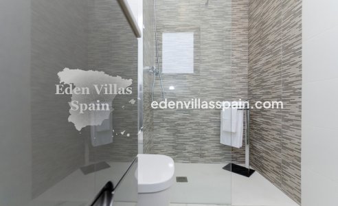 New Construction - Urbanisation detached Villa - Torrevieja