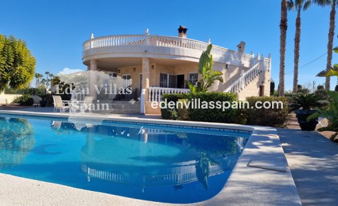 Resale - Coastal Villa - Catral