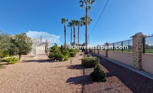 Resale - Coastal Villa - Catral