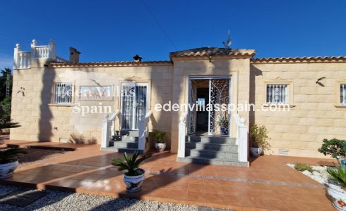 Resale - Coastal Villa - Catral