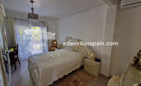 Resale - Coastal Villa - Catral