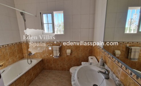 Resale - Coastal Villa - Catral