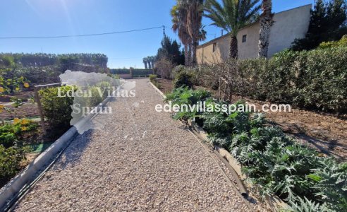 Resale - Coastal Villa - Catral