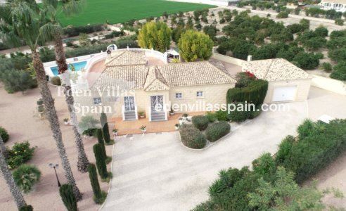 Resale - Coastal Villa - Catral