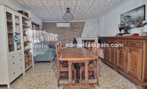 Resale - Country House - Torrellano