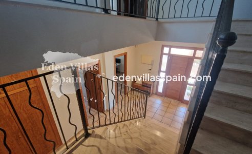 Resale - Urbanisation detached Villa - Santa Pola