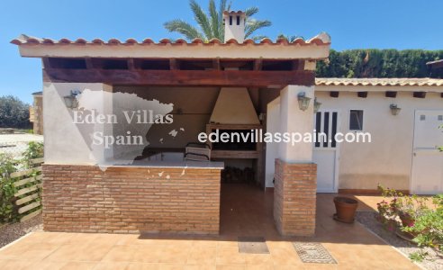 Resale - Urbanisation detached Villa - Santa Pola